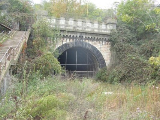 Viitorul tunelului Palas-Portul Constanţa, incert: nu se dărâmă, dar nici nu poate fi utilizat